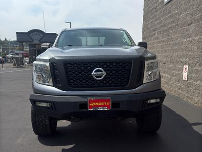 nissan titan xd 2017 1N6BA1F36HN561182 image nissan titan xd 2017 1N6BA1F36HN561182 image